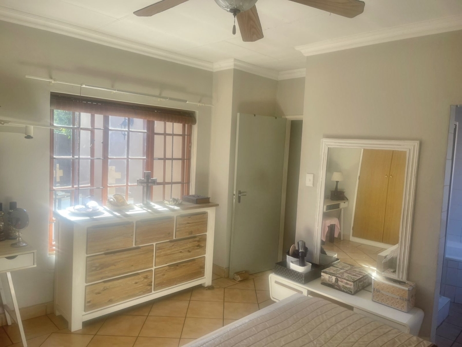 To Let 3 Bedroom Property for Rent in Melodie North West